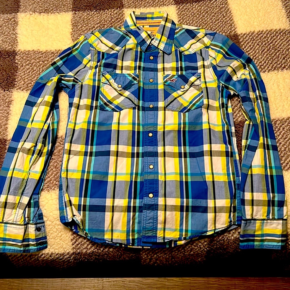 Hollister Plaid Pearl Snap